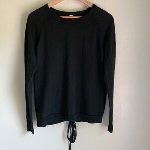 Lululemon Women’s sweater